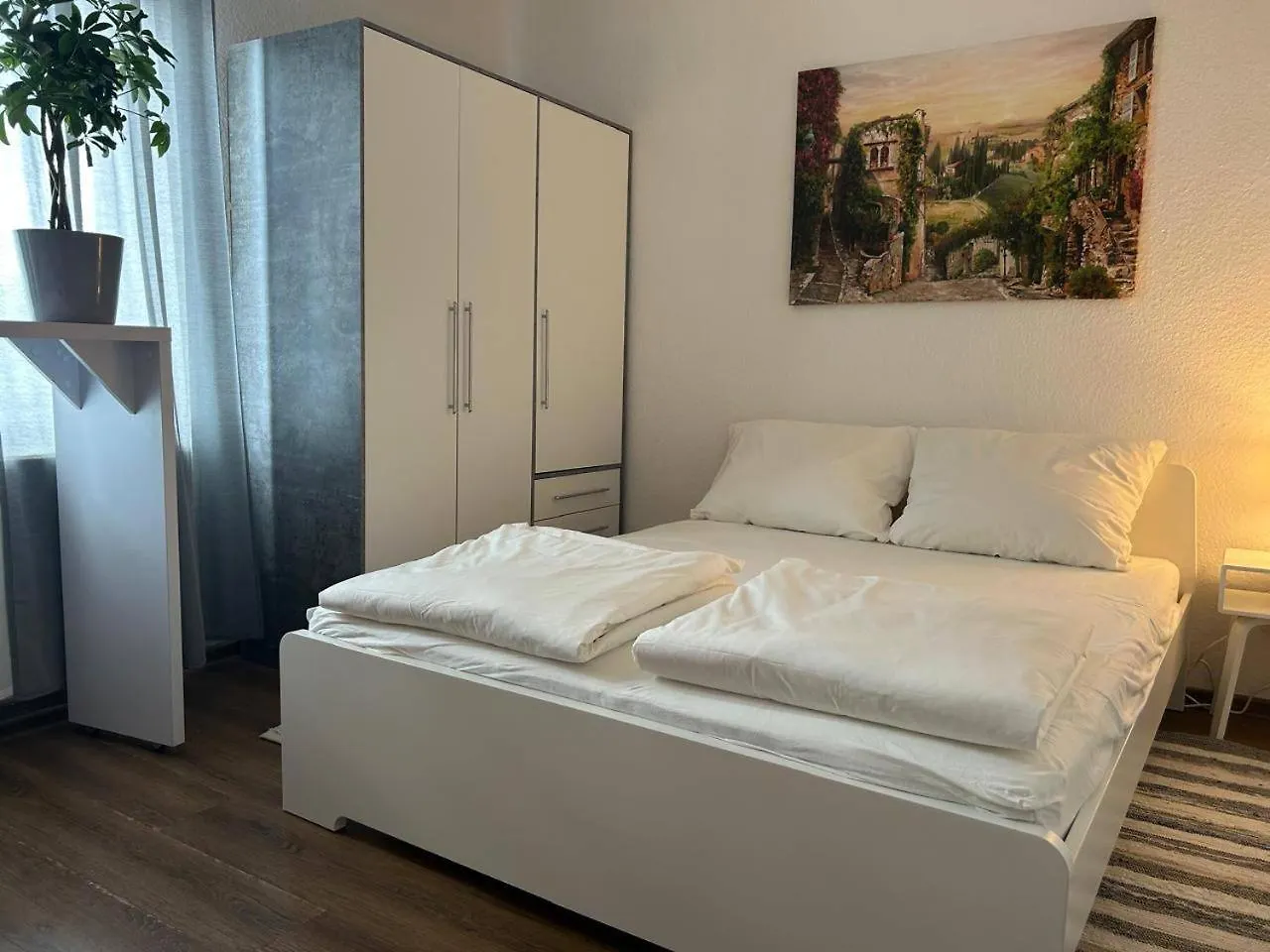 Apartment Whiteapartment Frankfurt am Main Germany